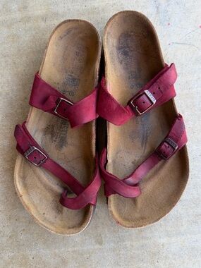Birkenstock 38 Red 100% Leather Mayari
